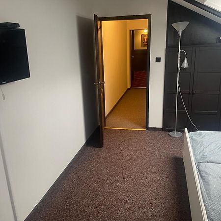 Hotel Lovecky Zamecek Orion Liberec Exteriör bild