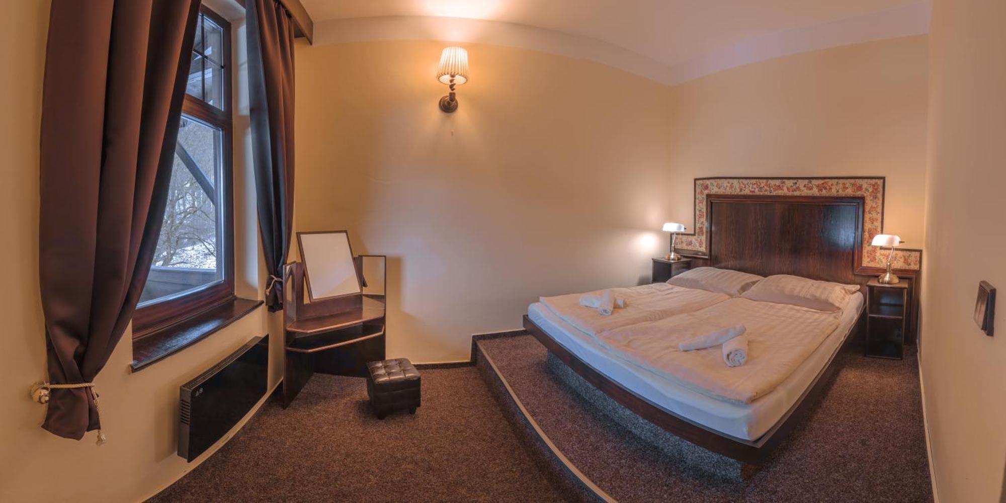 Hotel Lovecky Zamecek Orion Liberec Exteriör bild