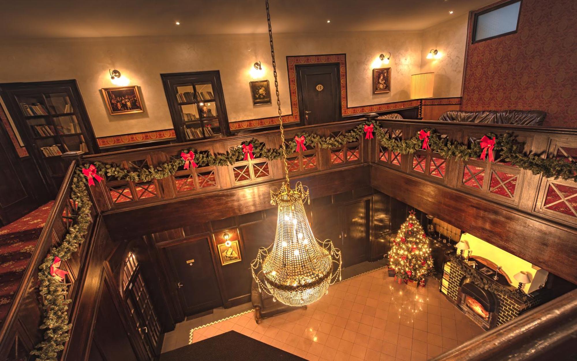 Hotel Lovecky Zamecek Orion Liberec Exteriör bild